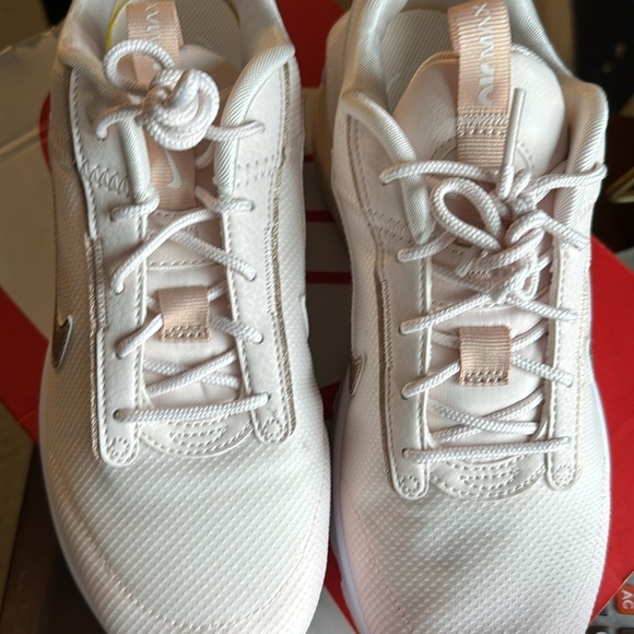 Nike Air Max -Rose Gold- - Picture 2 of 5